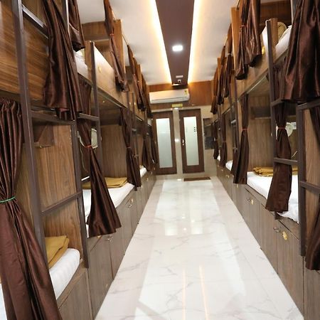 Mango Marol Dormitory Мумбаи Экстерьер фото